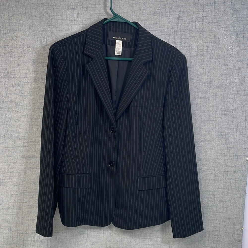 Jones New York Black Pinstripe Blazer